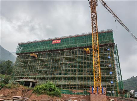【提升“三力” 爭創(chuàng)佳績】桂東分公司項目主體結(jié)構封頂
