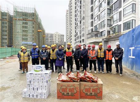 來賓市人大常委會副主任張雪玲到第二分公司項(xiàng)目開展春節(jié)慰問