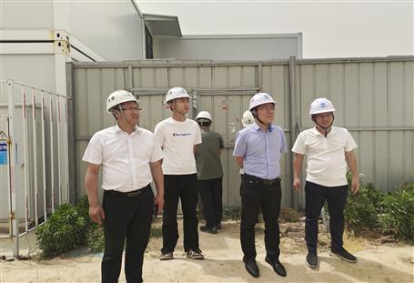 廖立波到第八分公司承建項目調(diào)研指導工作